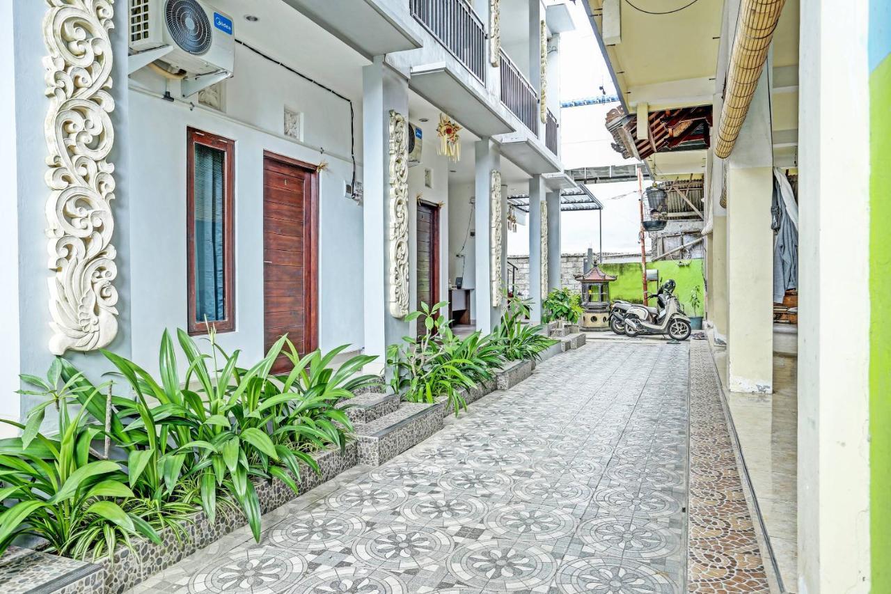 Oyo 91080 Kubu D&D Guesthouse Seminyak Exteriör bild