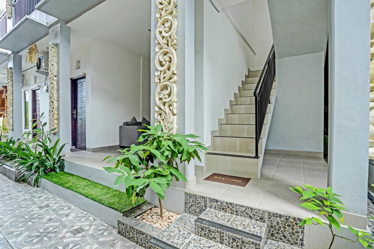Oyo 91080 Kubu D&D Guesthouse Seminyak Exteriör bild