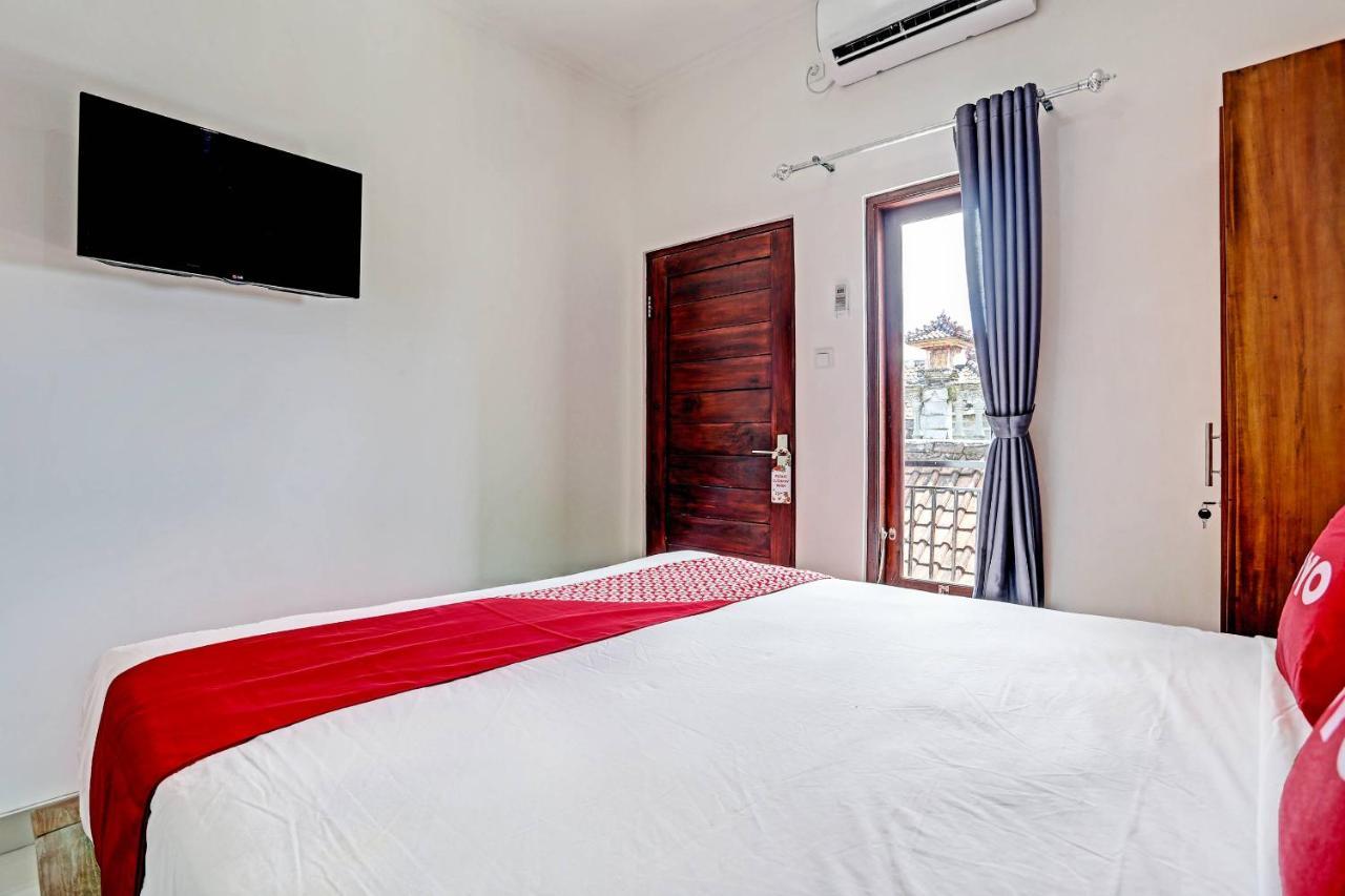 Oyo 91080 Kubu D&D Guesthouse Seminyak Exteriör bild