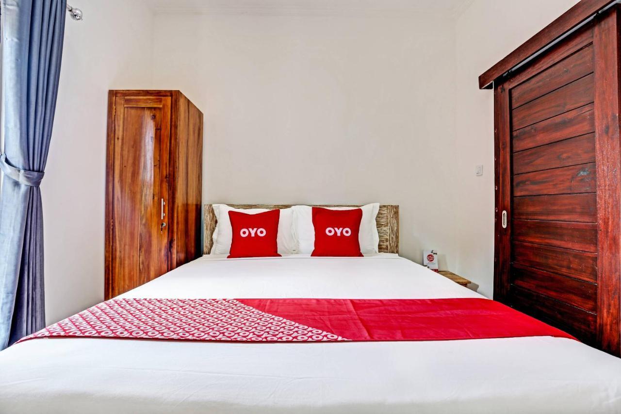 Oyo 91080 Kubu D&D Guesthouse Seminyak Exteriör bild